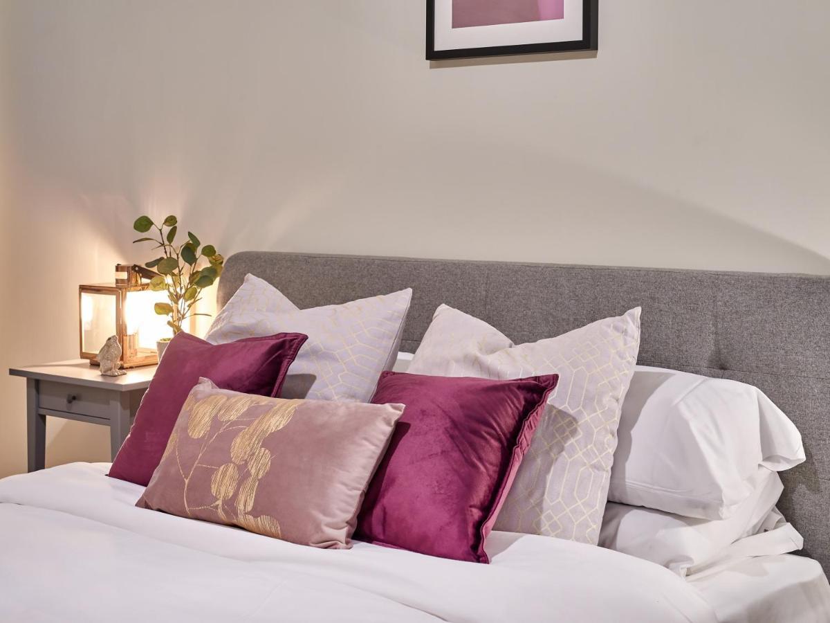 Two Bedroom Apartment By Jlj Apartments & Serviced Accommodation Birmingham - Mantella Lofts Dış mekan fotoğraf